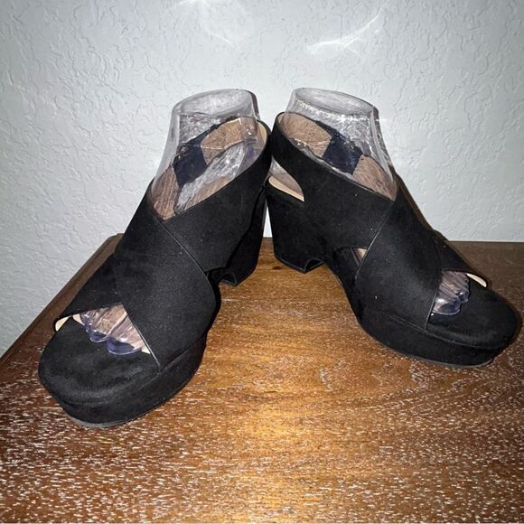 CL Chinese Laundry CKW-001 Criss Cross Chunky Platform Sandal Shoes - Picture 1 of 9